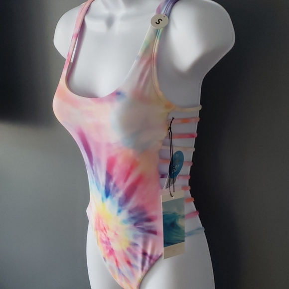 Pink Tied-Dyed Cut Out One Piece Swimsuit - Picture 3 of 8